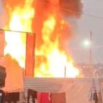 माघ मेला में भीषण आग: पूजा के दौरान आश्रम में लगी लपटें, 6 टेंट जलकर खाक, 3 दमकलकर्मी झुलसे