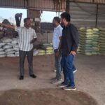 बकाया संपत्ति कर पर निगम का शिकंजा, व्यावसायिक परिसरों में तालाबंदी